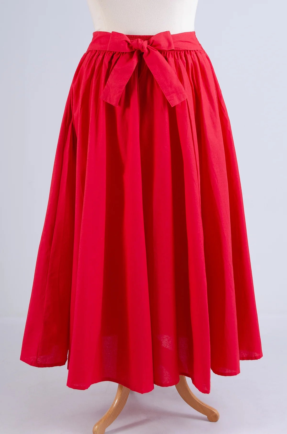 Kara Chic Skirt Red